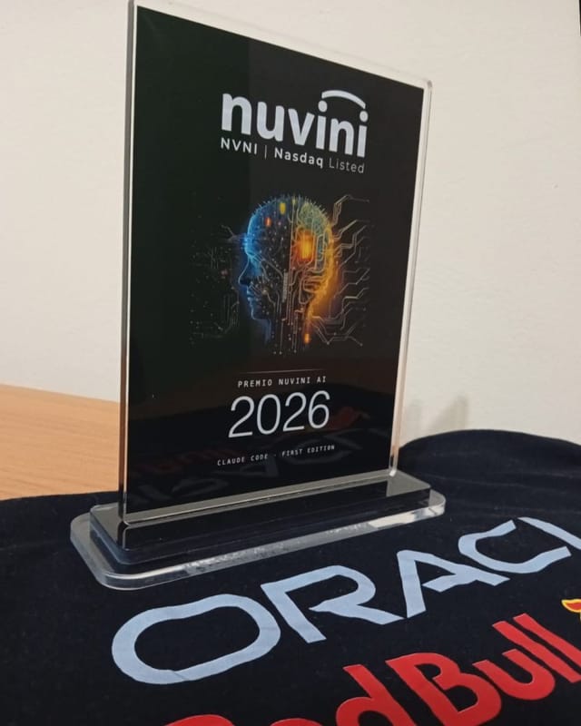 Troféu do Prêmio Nuvini AI 2026